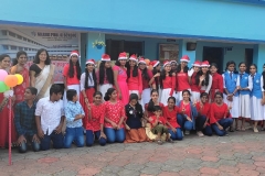 Christmas-Celebration-2021-22-Santa visits our school