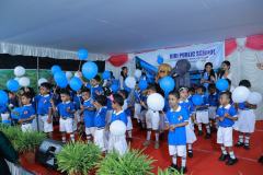 Freshers-Day-2025-2026-Kids-with-baloons