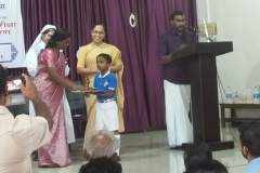 Hindi prachar sabha- Sugama hindi exam 2022-23- palakkad dt- Award winners receiving the award